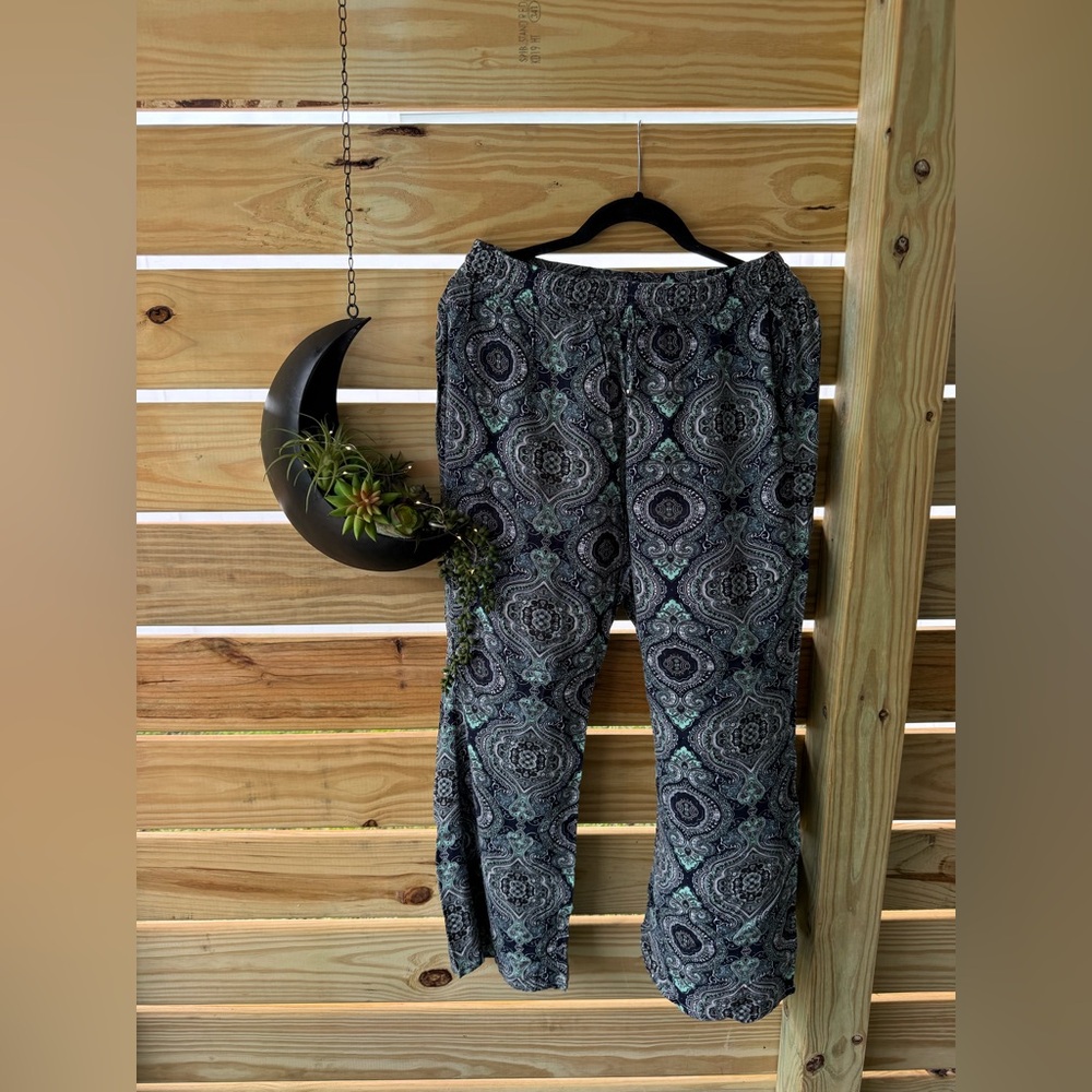 Raya Sun Paisley Print Trousers